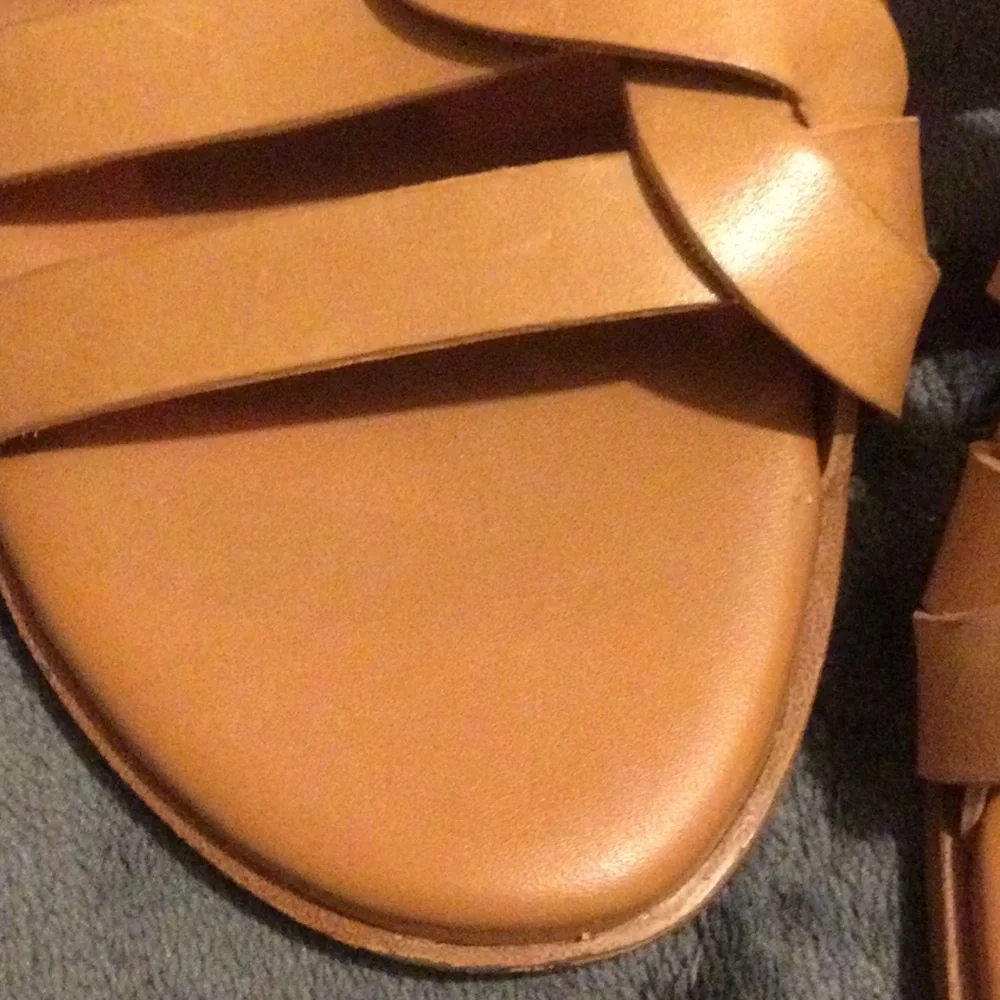 Cole Haan Tan Sandals with Crisscross Straps - Picture 3 of 6
